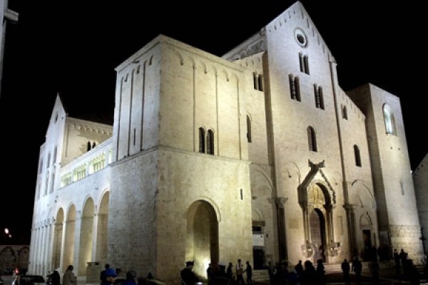 Catedrala Sfantul Nicolae Italia